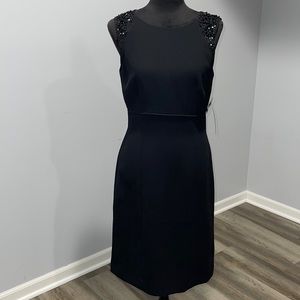 Tahari Arthur Levine black sleeveless sheath dress Size 4 NEW sheath style
